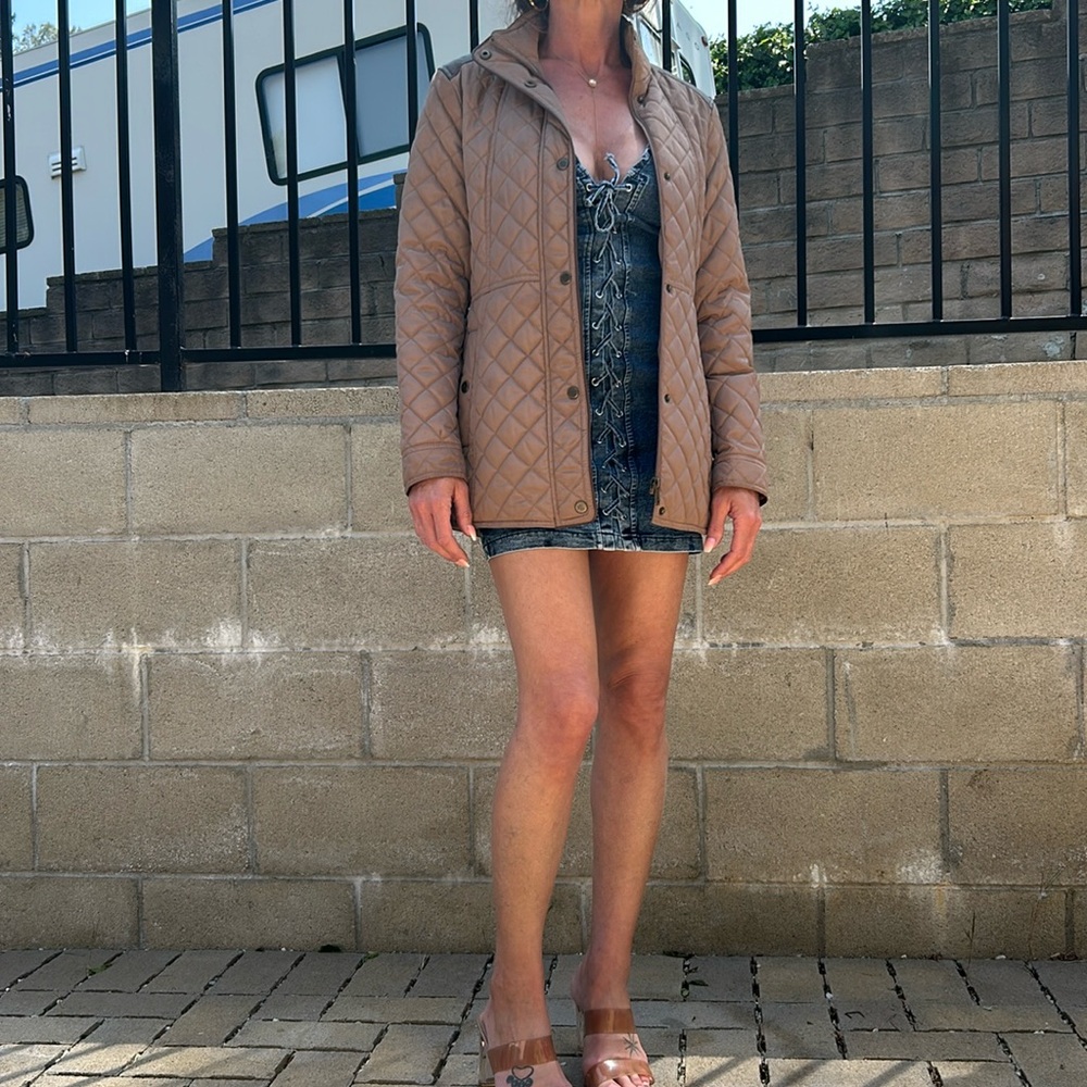 Ralph Lauren quilted coat. Rose goldish, tan color with beautiful detail. XS